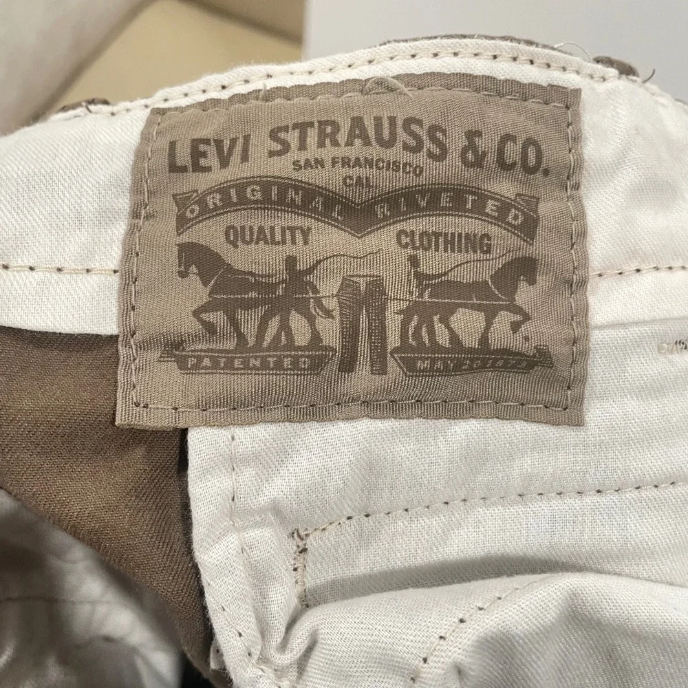 Levis Mens Cargo Shorts Brown Cotton Multi‎ Pocket Casual Size 44 Baggy Skater